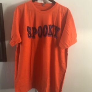🎃Halloween “Spooky” Tee - 794 $9 or 🦋